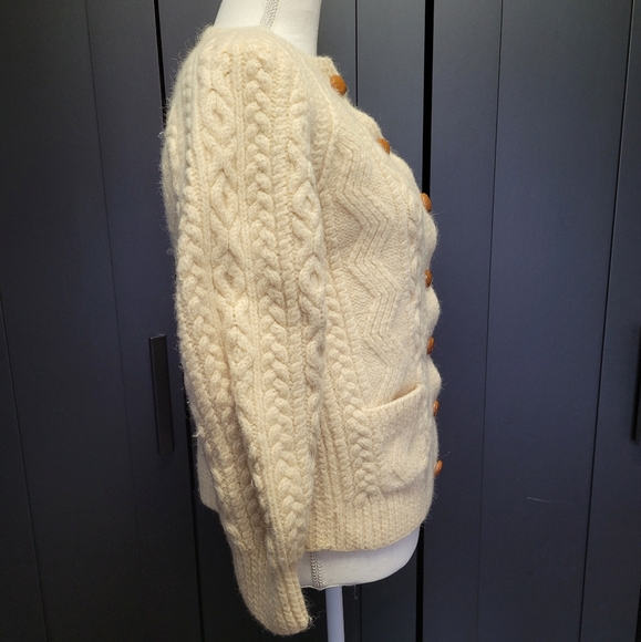 Vintage cream off-white cozy handmade wool cableknit cardigan buttondown sweater - Picture 5 of 9